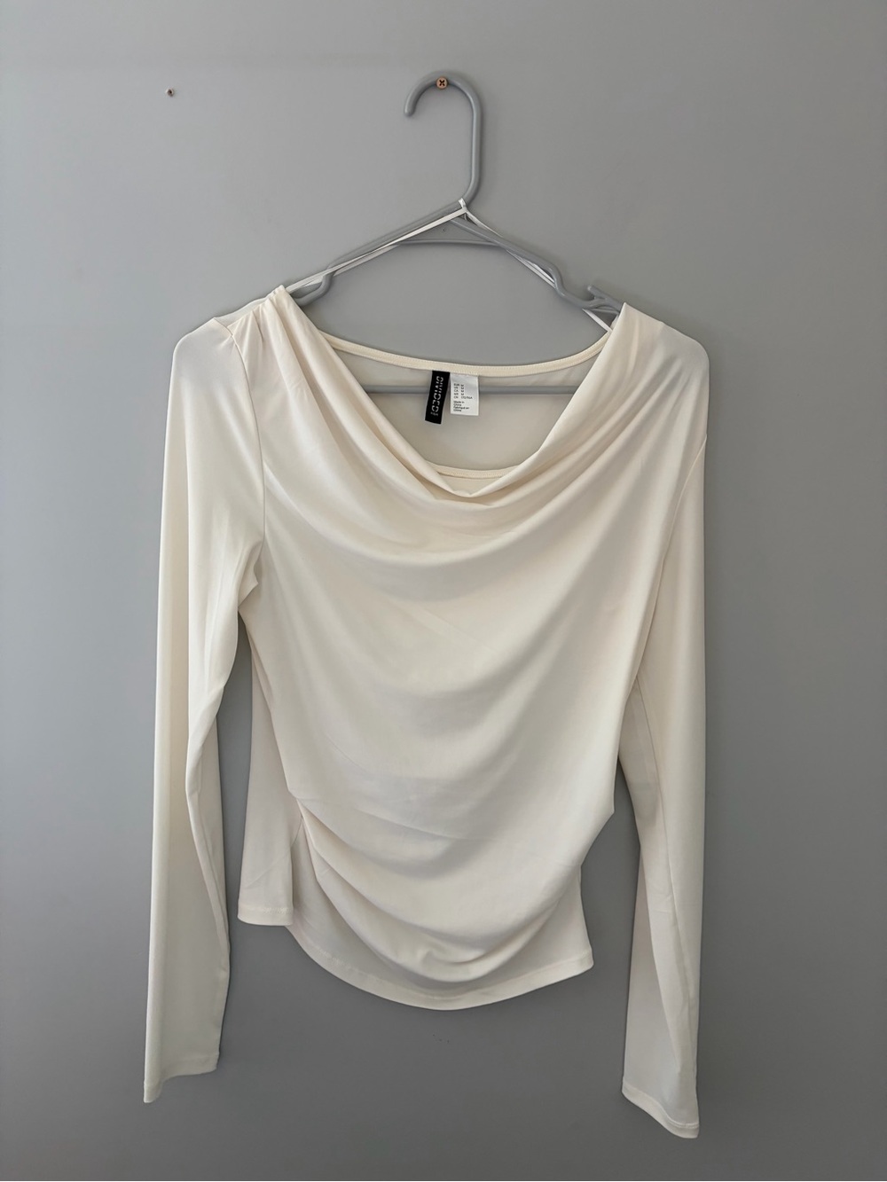 H&M Cream Draped Long-Sleeve Top *Never Worn